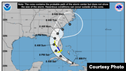 Posible ciclón tropical cuatro se mueve sobre el este de Cuba rumbo a Florida. NHC