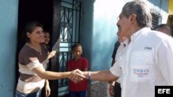 Candidato a la presidencia, el opositor Norman Quijano durante una actividad política en Turín.